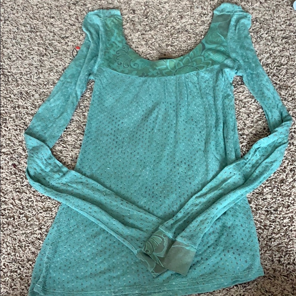 Teal long sleeve buckle shirt
